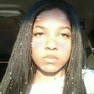 Meet your Posher, Kay